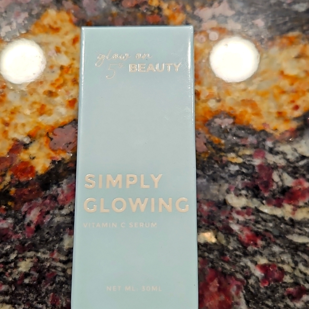 Glow On 5th Beauty Simply Glowing Vit C Serum